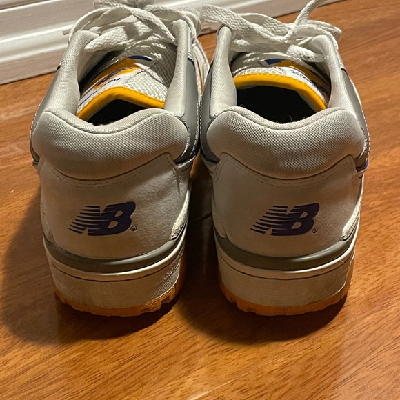 New Balance 550 - Picture 2 of 5